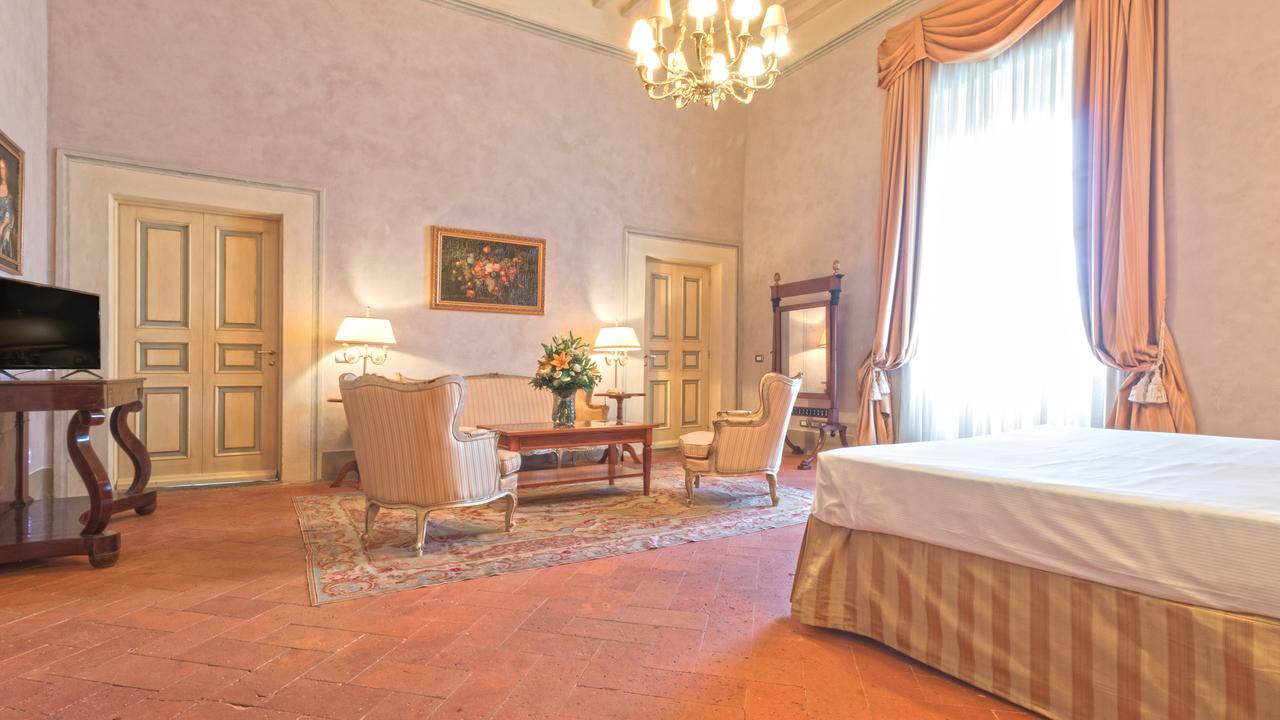 Badia Di Campoleone Villa Arezzo Camera foto