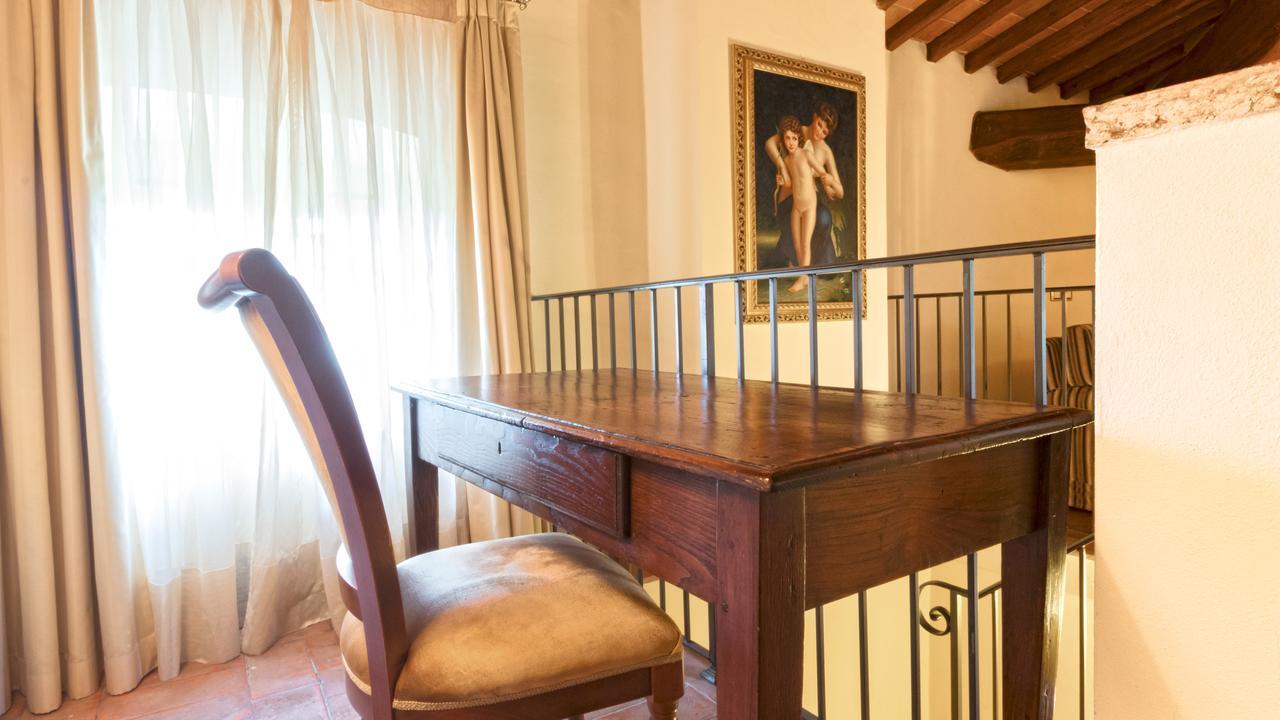 Badia Di Campoleone Villa Arezzo Camera foto